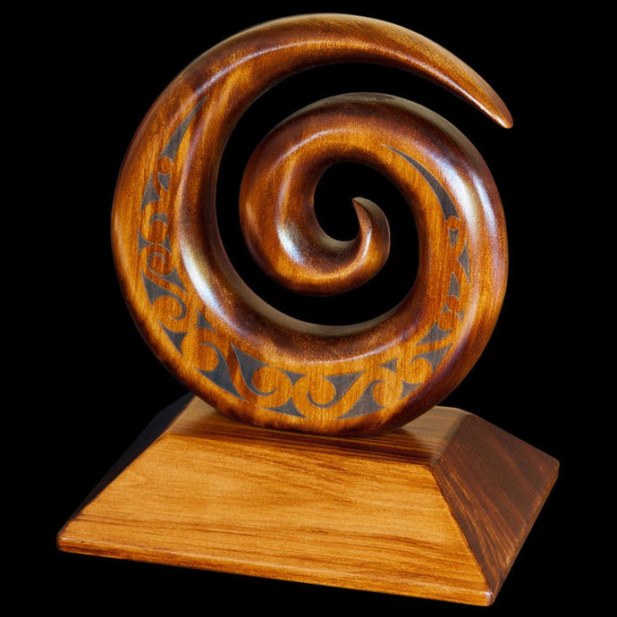 Large Carved Koru Sculpture - ecoVert